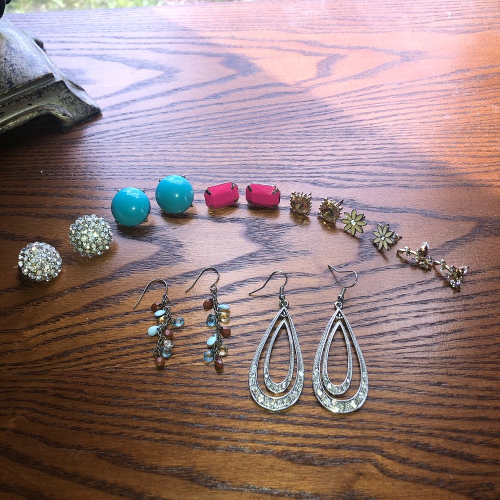 8 pair of earrings
